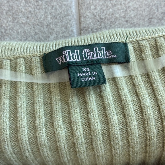 Wild Fable Off-Shoulder Green Sweater XS - Picture 3 of 5